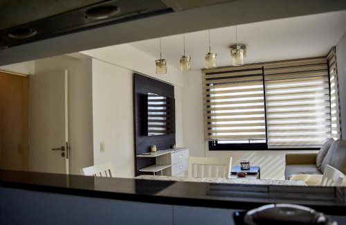 Centro Apartment | Depto moderno - vista al río - Piscina!