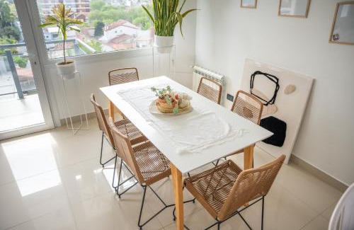 Punta Mogotes Apartment | Depto Romi - Depto Vista al mar zona Mogotes con cochera - HOLA SUR