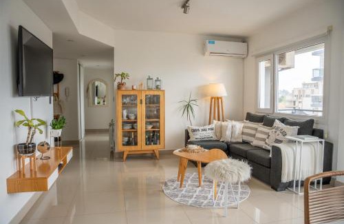 Punta Mogotes Apartment | Depto Romi - Depto Vista al mar zona Mogotes con cochera - HOLA SUR
