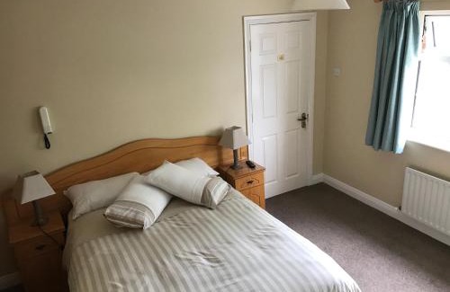 Tralee House | Derreen Tighue House