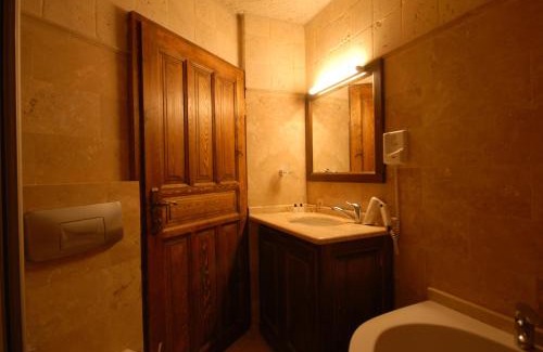 Goreme Hotel | Dervish Cave House & Restaurant