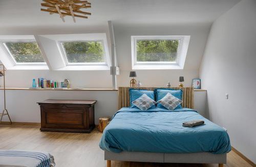 Plescop House | Des Feuilles et Des Hiboux