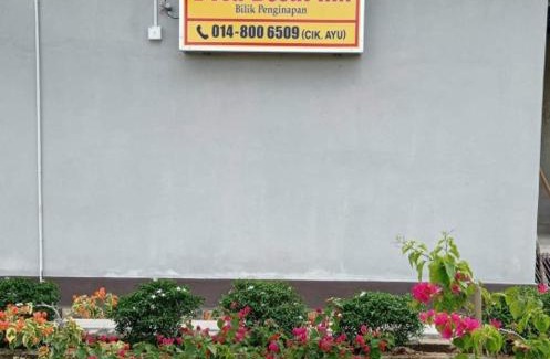 Kampong Raja House | Desa Besut Inn