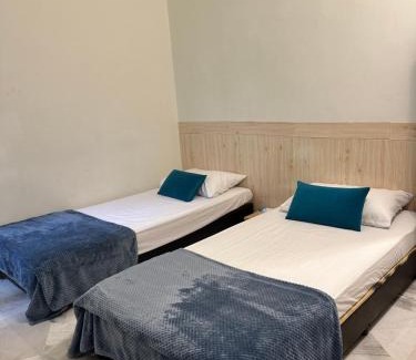 Bandar Tun Razak Apartment | Desa Damai Homestay fully air cond and self check in #7 pax