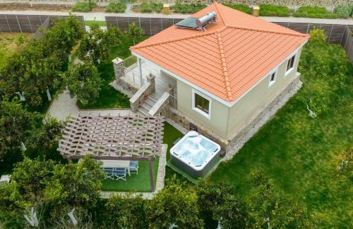Melissopetra House | Desa Green Homes