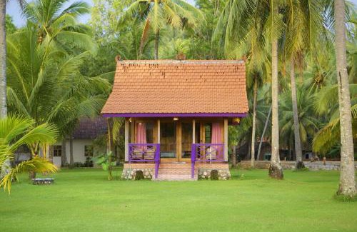 Watukarung Resort | Desa Limasan Resort