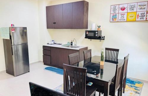 Bandar Penawar Apartment | Desaru Family Suite Pool View 5GWiFi NetFlix 3A05