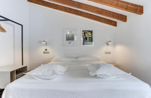 Pollensa Bed & Breakfast | Desbrull