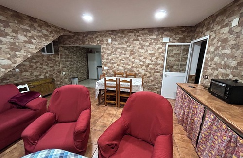 Canete la Real House | DESCRIPTION