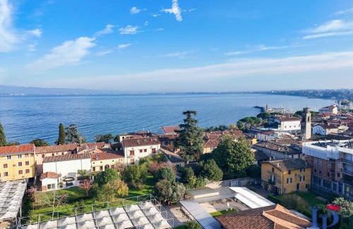 Desenzano del Garda Apartment | DesenzanoLoft Official Partner Homes & Villas by Marriott Bonvoy - CIAO LAGO Family Apartment