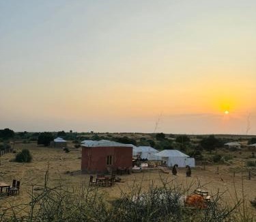 Kanoi Other | Desert Abu Safari