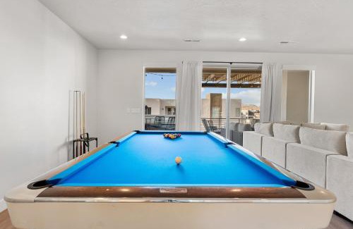 St. George House | Desert Beachcomber townhouse