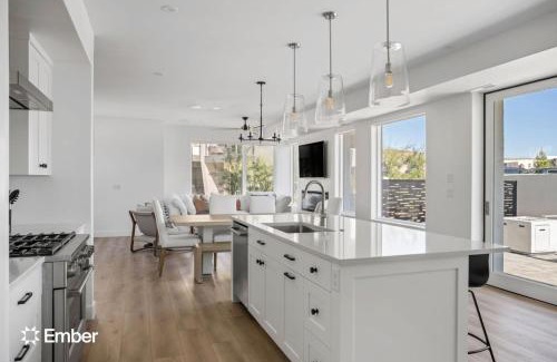 St. George House | Desert Chic at Desert Color by Ember Stays