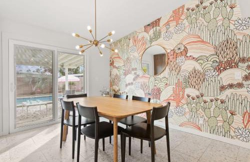 Town And Country Scottsdale House | Desert Dream - Old Town Mid-Century Modern - Heated Pool