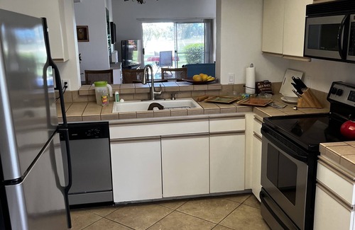 Palm Desert Condo | Desert Falls Country Club, On Golf Course, Ground Floor, 2 bedroom, 2 bathroom.