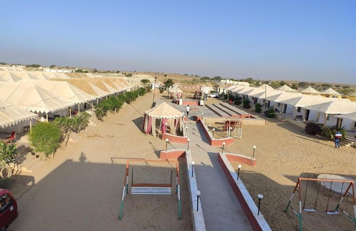 Sam Hotel | Desert Gateway Camp& Resort