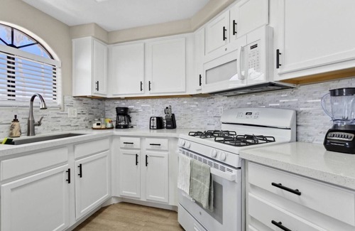 Maryvale Condo | Desert Gem; 1BR Condo Near Stadium & Westgate