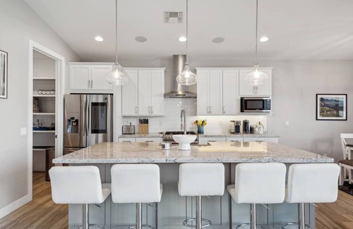 Scottsdale House | Desert Gem: Stylish Scottsdale Escape Pool & Spa