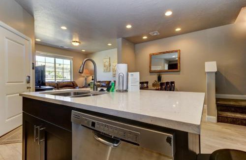 Sienna Hills House | Desert Glow