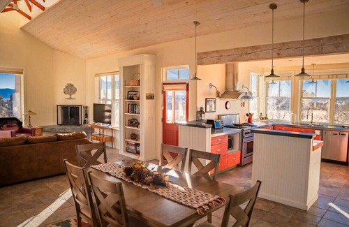 Arroyo Seco House | "Desert Haven: Luxe Stay, Hot Tub, Majestic Views"