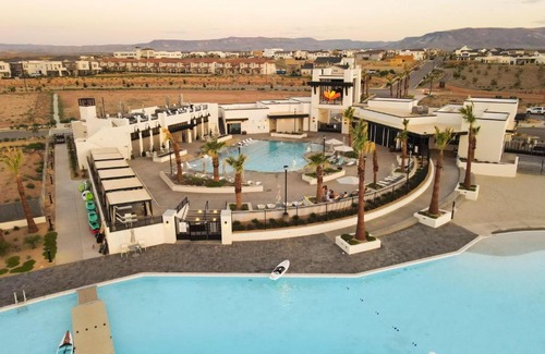 St. George House | Desert Lagoon #74