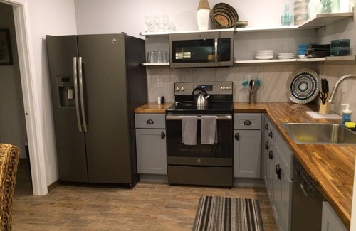 Limberlost House | Desert Morada Casita H: 2 Bedroom 1 Bath Dog Friendly maximum 2-NO OTHER PETS