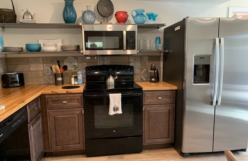 Limberlost House | Desert Morada Casita P 1 BED 1 BATH Dog ONLY! max 2-NO OTHER PETS