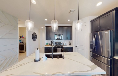 Mesa House | Desert Oasis |East Mesa |7 Person Hot Tub |Guest Suite/BBQ |Bell Bank/QC/Mesa airport 7-15 Min Drive