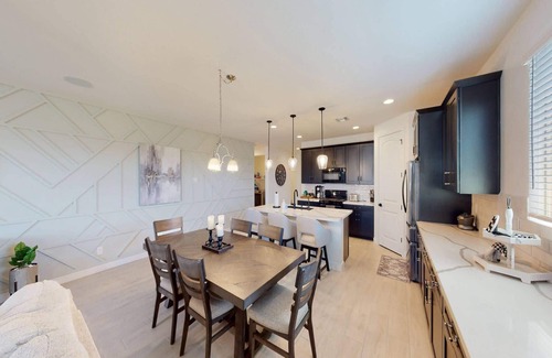 Mesa House | Desert Oasis |East Mesa |7 Person Hot Tub |Guest Suite/BBQ |Bell Bank/QC/Mesa airport 7-15 Min Drive
