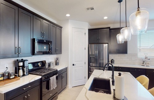 Mesa House | Desert Oasis |East Mesa |7 Person Hot Tub |Guest Suite/BBQ |Bell Bank/QC/Mesa airport 7-15 Min Drive