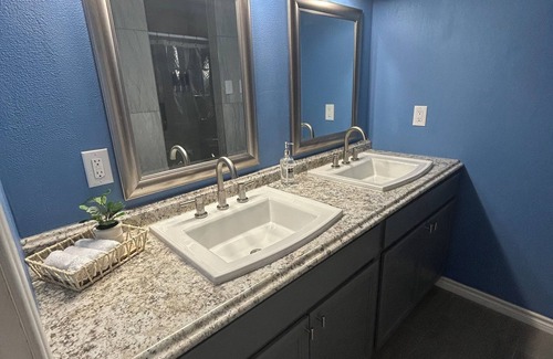 Odessa House | Desert Oasis w/Heated Pool, Fire Pit & Family Fun
