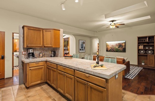 West Sedona House | Desert Oasis w/Lush Backyard + Walk to Trails