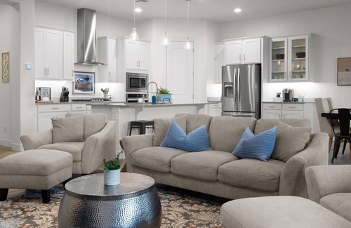 San Tan Valley House | Desert Oasis w/Pool&Hot Tub