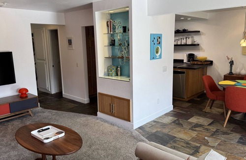 Little Tuscany Condo | Desert Oasis with Mountain Views