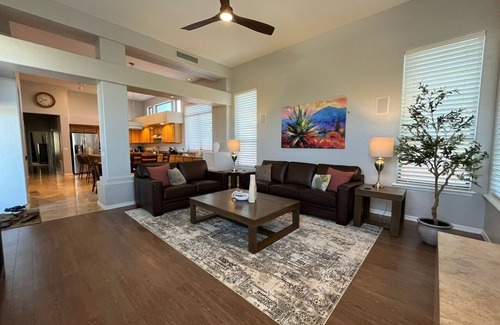 Desert Orchid House | Desert Retreat - 4BR/3BA Heated Pool & Spa - Recently Renovated - Monthly Rental