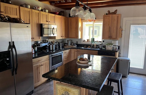 Morongo Valley House | Desert Retreat Home - 3 Bedroom 2 Bath
