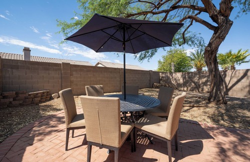 The Bluffs House | Desert Retreat near Oro Valley