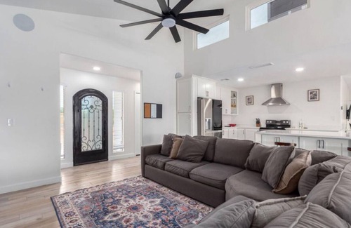 East Mesa House | Desert Retreat near Saguaro Lake with Private Pool