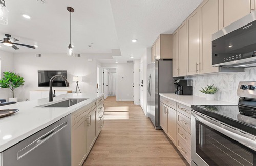 St. George Condo | Desert Sand Retreat: Desert Color Lagoon + Beaches