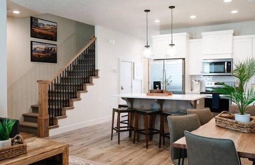Washington Fields House | Desert Sky @ Freedom Village | Family Amenities & Community Pool