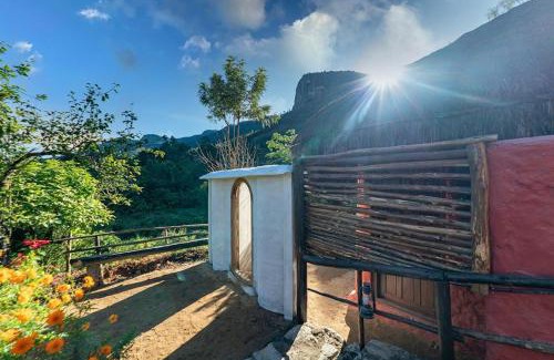 Kanthalloor Resort | Deshadan Eco Valley Resort - An Eco friendly Mud House