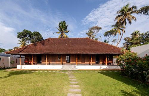 Mararikkulam North Bed & Breakfast | Deshadan's Tarangi Beach Villas,Marari