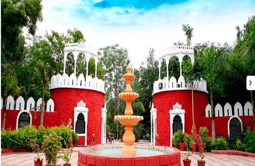 Bayad Hotel | Deshawar Resort - Zanzari Waterfall