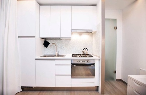 Guastalla House | Design Apartment - Milan City Center - Duomo