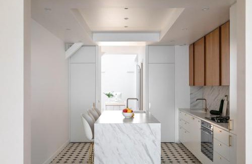Saint-Mande Apartment | Design apartment with air conditioning, 5 minutes from Paris