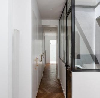 Saint-Mande Apartment | Design apartment with air conditioning, 5 minutes from Paris