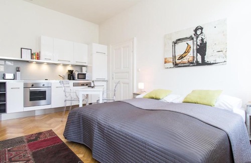 Rudolfsheim-Funfhaus Apartment | Design Apartments I contactless check-in