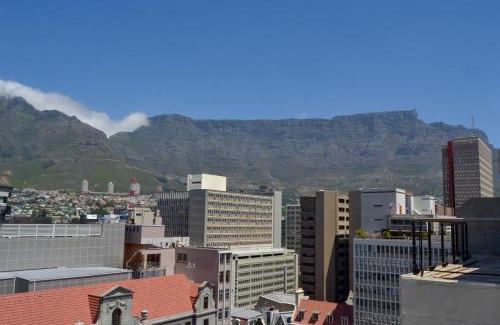 Cape Town City Centre Apartment | Design City Centre Apartment (2 Bedrooms)