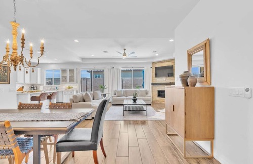 Sahuarita House | Design Dream/4 BR 3 BA/Garage/View/Upscale