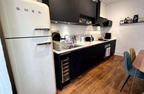Quartier de la Chapelle Apartment | Design flat for 4 people Paris 18 close to Montmartre